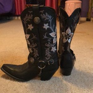 Woman’s cow girl boots